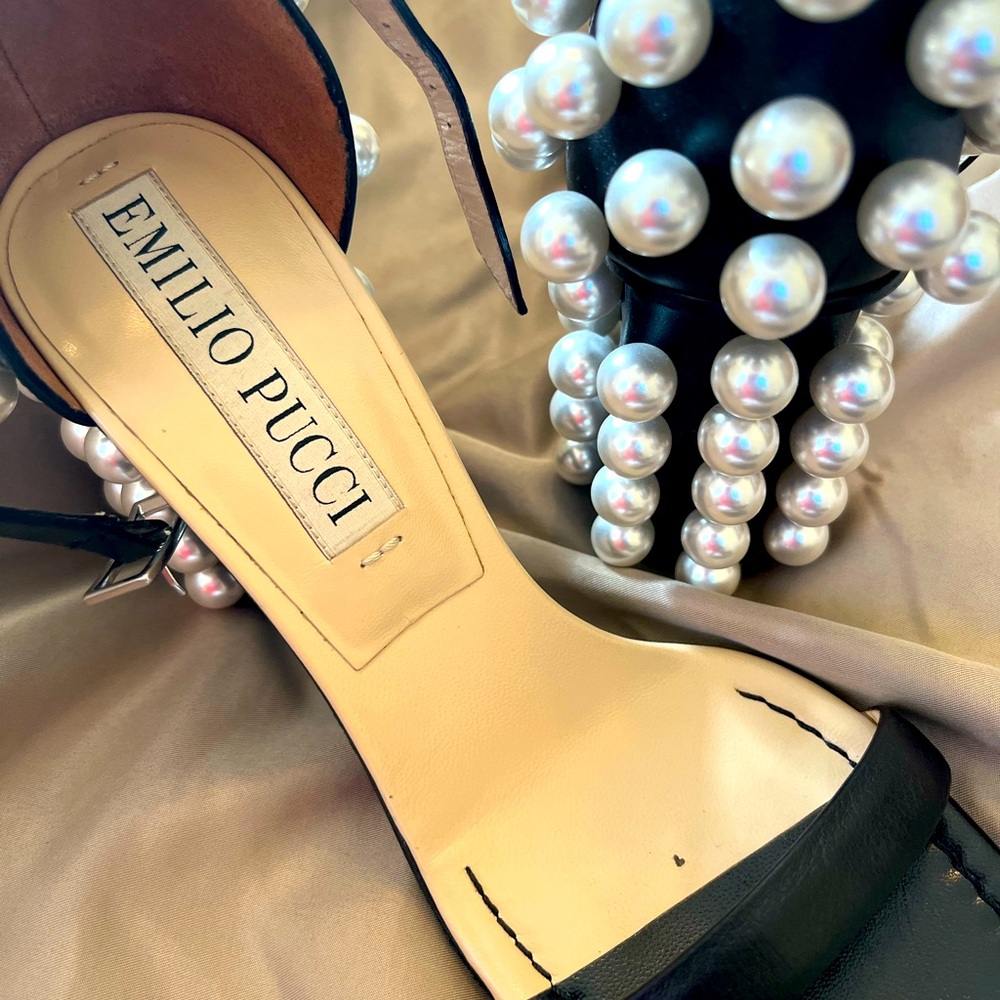 Emilio Pucci Leather Sandals